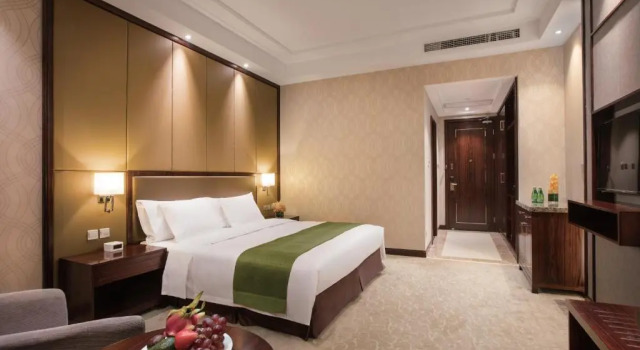 Номер Standard Holiday Inn Beijing Airport Zone by IHG