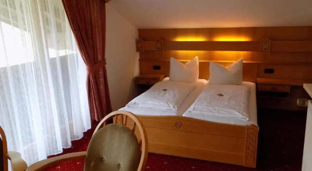 Трёхместный номер Standard Alpenhotel Bergzauber