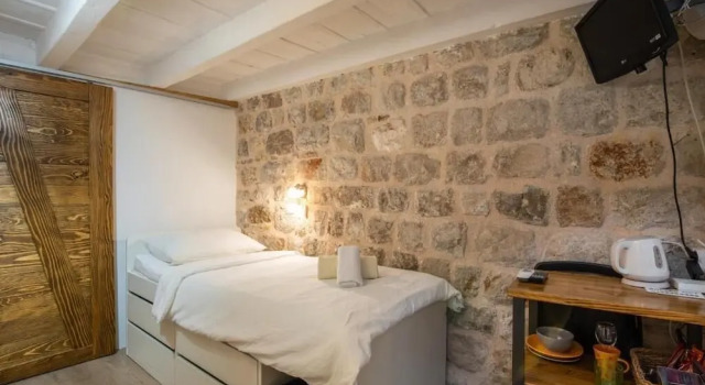 Private Accomodation Linda