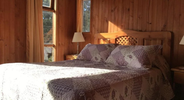 Hostal Arrayanes del Lago, Prenota Hotel Hotel a Los Lagos con parcheggio, Parcheggio