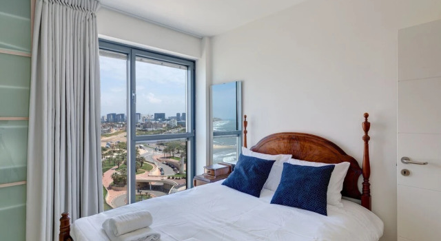 Beach Front Stylish Hugh 2DBR, Buchen Sie Ferienwohnung Herzlia Zentralbezirk Israel