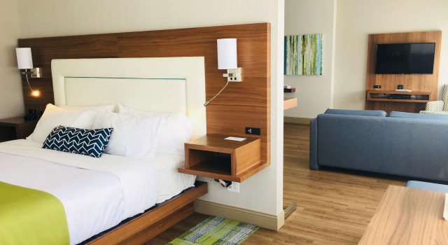 Best Western Plus Mont-Laurier, Boek Hotel Mont-Laurier Le P'tit Train du Nord