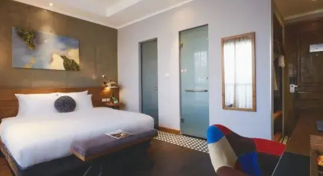 Номер Standard с балконом HaNoi Calido Hotel