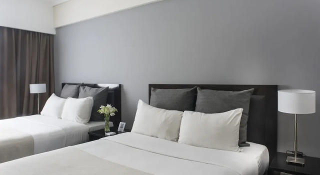 Четырёхместный номер Standard Rochester Hotel Classic
