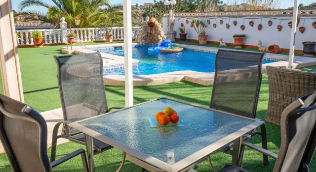 Вилла Deluxe Fidalsa White House Premium