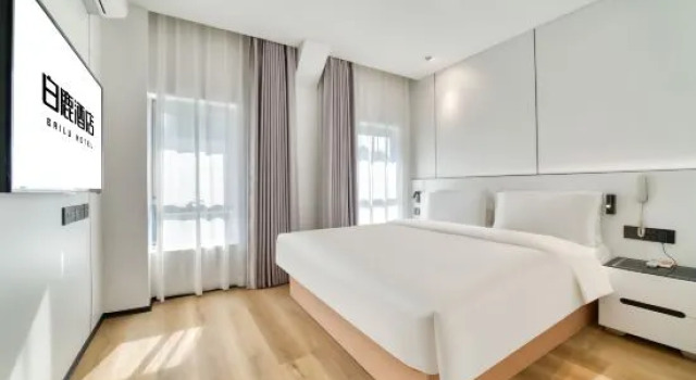 Семейный люкс Wenzhou Bailu Hotel