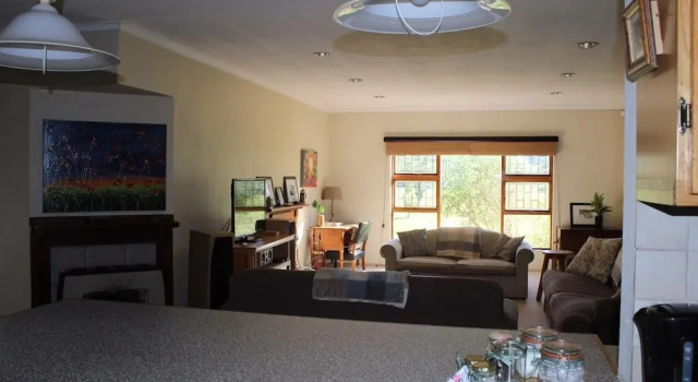 Tsitsikamma Sunrise Caravan Park, Boek Hotel Hotels in Kurland met parkeren, Parkeren