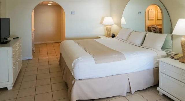 Номер Standard c 1 комнатой с частичным видом на океан Panama City Resort & Club by VRI Americas