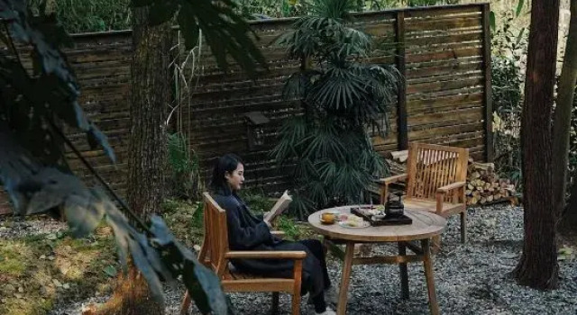 Quye Lodging Collection · Liuye Villa Homestay, Buchen Sie Villa Villen in Sichuan, Villa