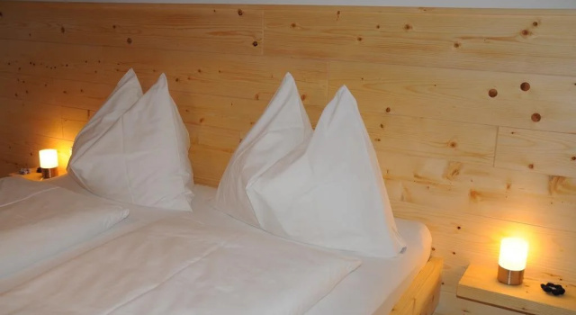 Gästehaus Brugger, Rezerwuj Hotel Hotele w Karyntia z parkingiem, Parking