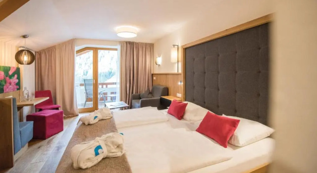 Двухместный номер Superior с балконом Familienhotel Huber
