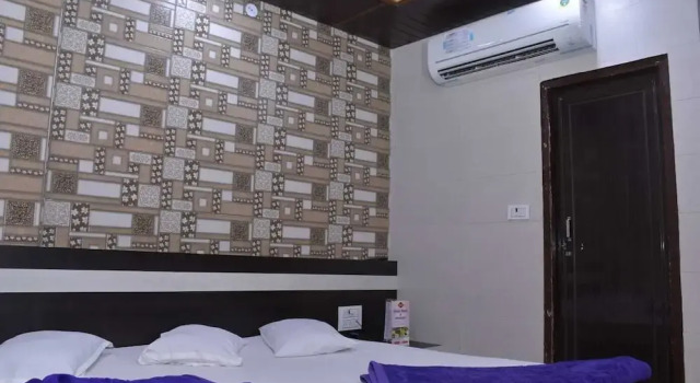 Номер Deluxe Hotel Qadri 400 Mtrs from Dargah
