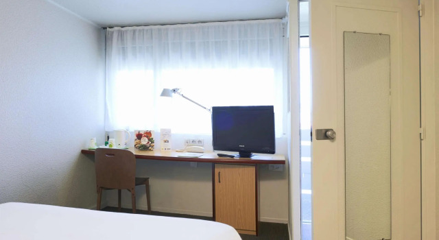 Трёхместный номер Standard Campanile NATURE - Bordeaux Sud Gradignan Talence