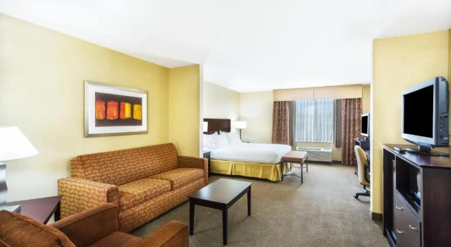 Люкс Holiday Inn Express Hotel & Suites Nogales by IHG