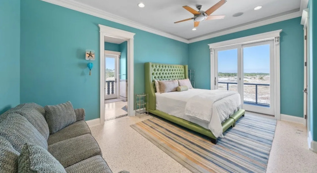 Beach Castle 7 Bedroom Home by RedAwning, Book Feriehus Santa Rosa Beach Emerald Coast
