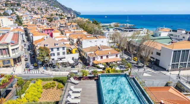 Апартаменты Balcony Views and Pool at Savoy Insular