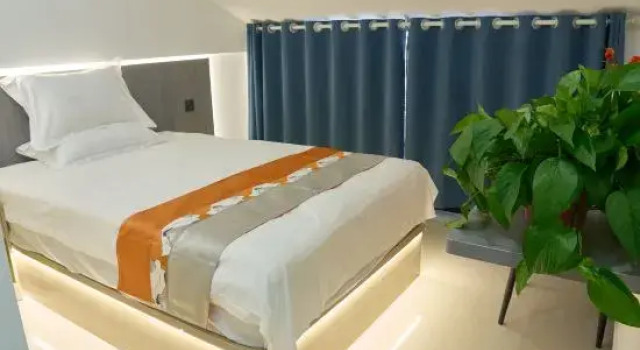 Семейный люкс Jiuhua Mountain Scenic Area Jiunian Chinese Inn Homestay (Dayuan Cultural Park)