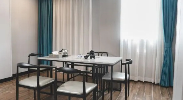 Люкс Deluxe Harman Hotel (Guangzhou Nansha Dayong Subway Station)