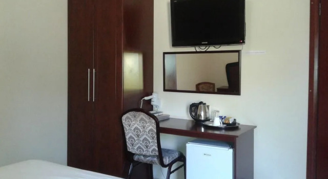 Okavango Roadside Guesthouse, Reserva ahora Hotel Hoteles en Ngamiland East con piscina, Piscina