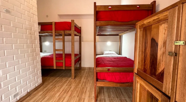 Кровать в общем номере (женский номер) Tupac Huaraz