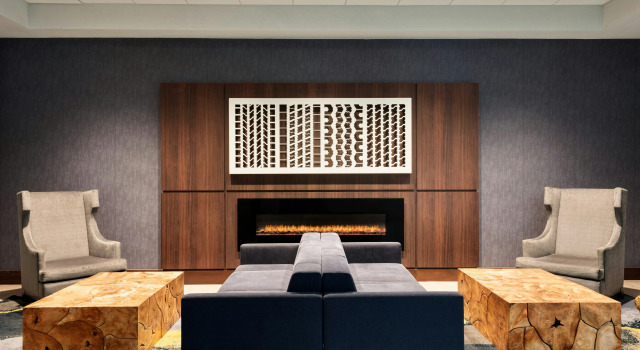 Embassy Suites by Hilton Indianapolis Downtown