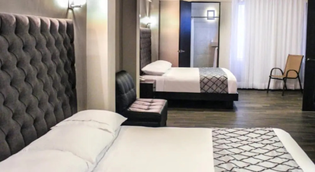 Четырёхместный номер Executive Hotel Señorial Platino