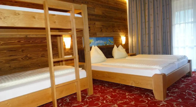 Апартаменты Deluxe Hotel Apart Garni Heisenhof