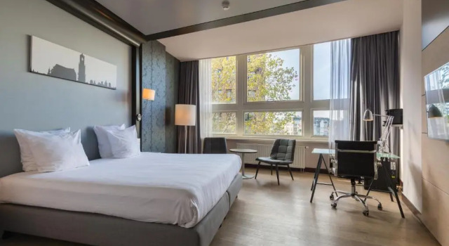 Двухместный клубный номер Leonardo Hotel Utrecht City Center