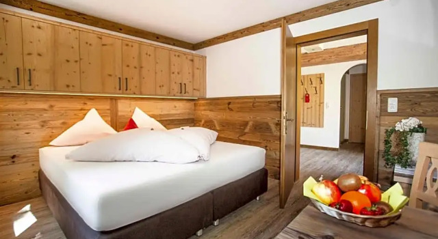 Gasthof zum Wilden Kaiser, Book Hotel Hoteller i Wilder Kaiser med parkering, Parkering