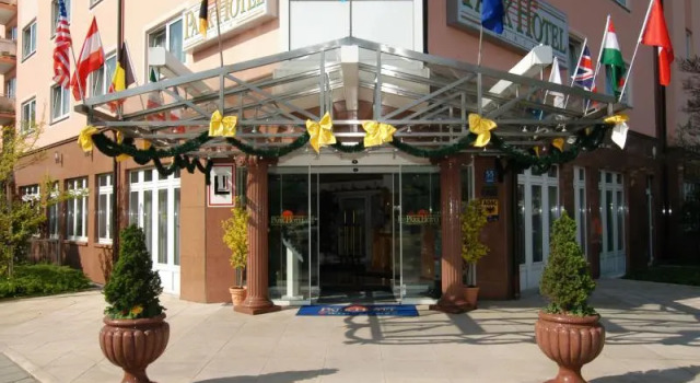 Полулюкс Park Hotel Laim