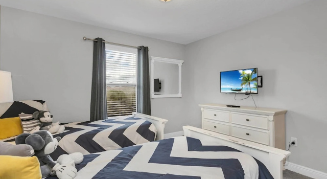 Коттедж Posh and Roomy Home With Spa Near Disneyworld, CDC Standards #6st345