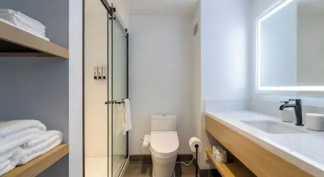 Номер Standard Hotel Mai Downtown Long Beach