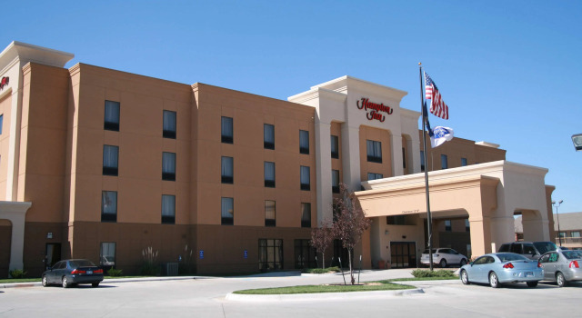 Hampton Inn Garden City, Брондау Қонақ үй Гарден Сити 