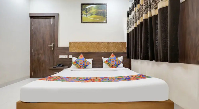 Номер Luxury FabHotel Blue Star