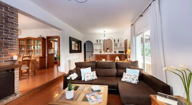 Villa Mercedes, Book Villa Hotels in Ibiza with a Pool, Swimming Pool