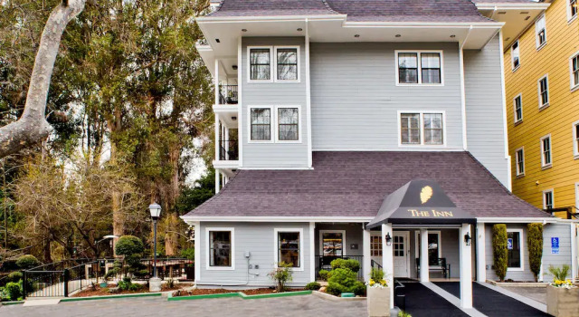 The Inn at Saratoga, Tapestry Collection by Hilton
