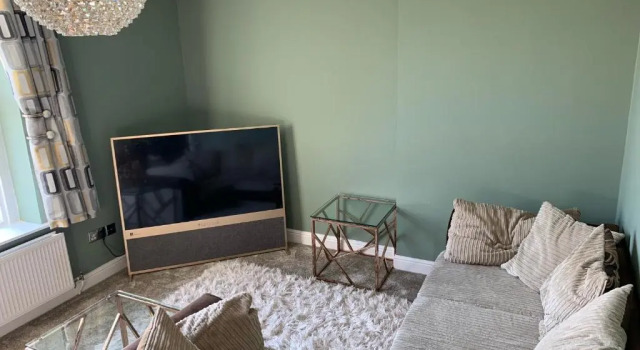 Stylish 2 Bed Penthouse in Trendy Pontcanna