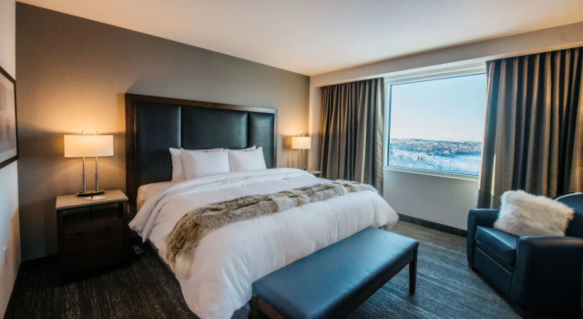 The Explorer Hotel Yellowknife, Book Hotel Yellowknife Nordvestterritoriet