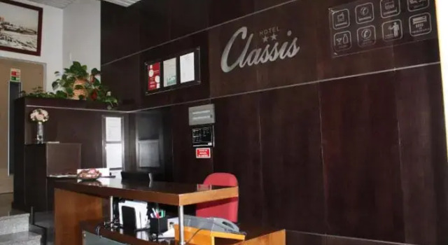 Hotel Classis, Забронировать Отель Браганса Trás-os-Montes e Alto Douro, рядом с Centro de Arte Contemporânea Graça Morais