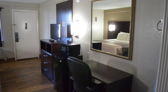Номер Standard Hill Country Inn