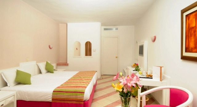 Одноместный номер Standard Royal Tulip Taj Sultan