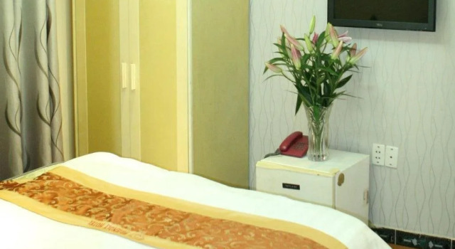 Friendly Hotel 68 Ma May