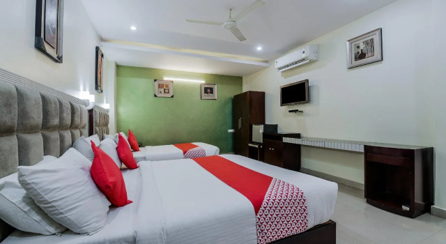 OYO 5231 M V Boutique Hotel, Rezervovat Boutique Hotel Hotely v Andhra Pradesh s parkováním, Parkování