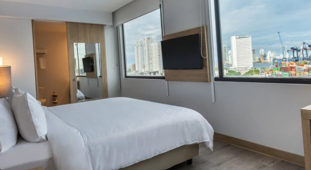 Четырёхместный номер Standard Holiday Inn Express Cartagena Manga by IHG