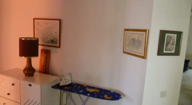 Room in House - Datacom House - The Sky Blue Room, Book Hotel 3-stjernede hoteller i Strovolos, 3*
