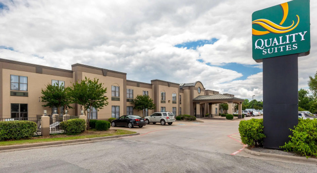 Quality Suites Sherman, Prenota Hotel Hotel a Oklahoma con parcheggio, Parcheggio