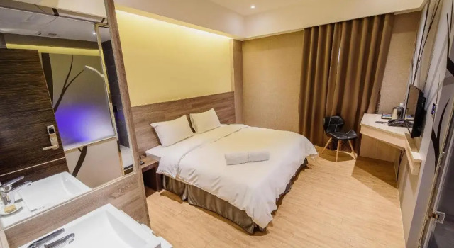 Двухместный номер Deluxe SIX FUKUN HOTEL