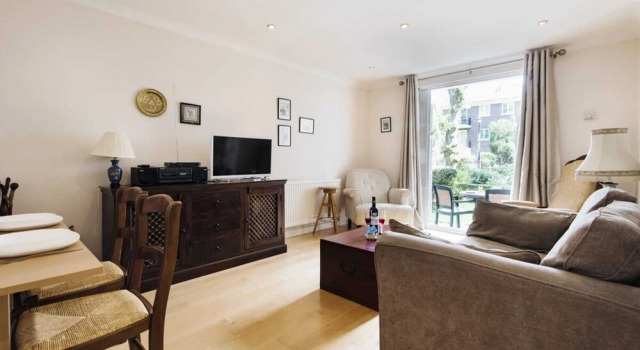 Homely Brompton Park Apartment, Varaa Huoneisto Asunnot kohteessa Merseyside, Huoneisto