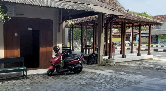 Djuragan Kamar Omahe Qoema 1