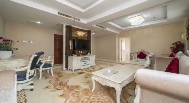 Люкс Luxury Hebe Xiyue Hotel (Loudi Guanjia Nao)